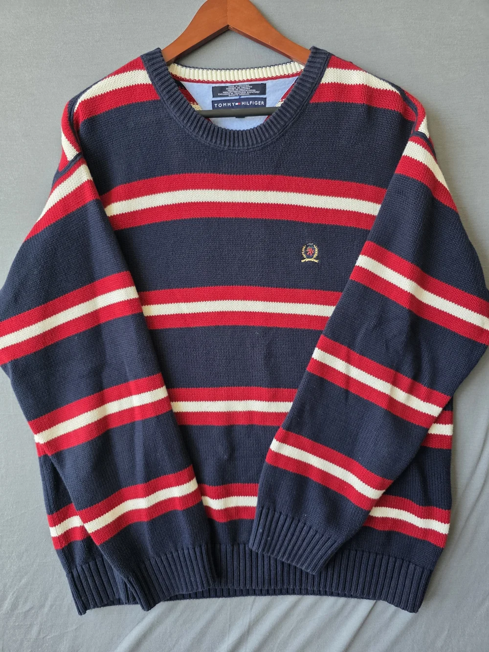 Tommy Hilfiger Men’s XXL Striped Crest Sweater Navy Red Cream Preppy Y2K